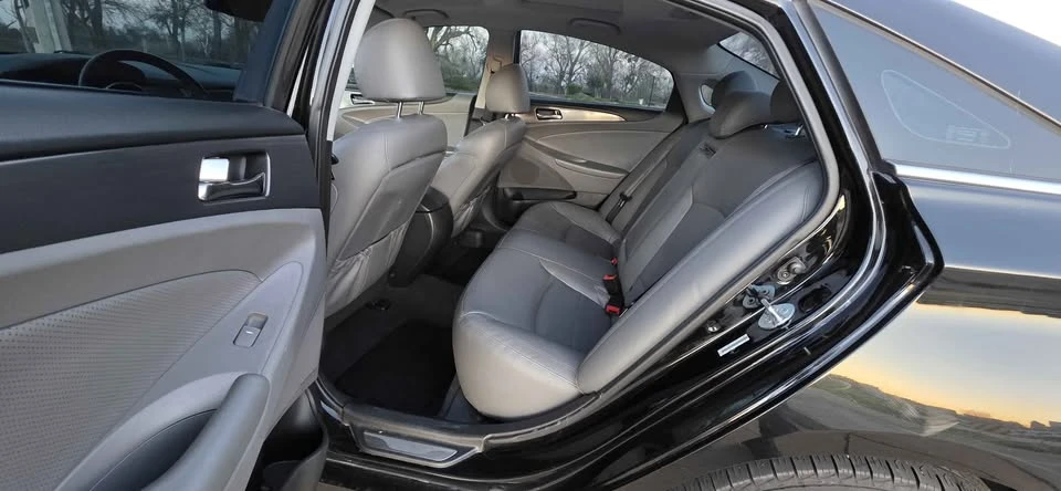 2014 Hyundai Sonata - Image 11 of 18