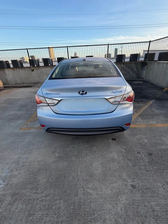2014 Hyundai Sonata - Image 5 of 5