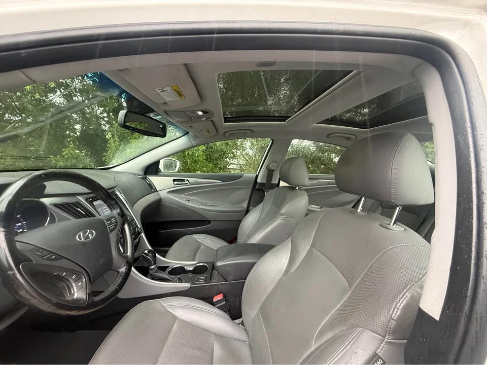 2014 Hyundai Sonata - Image 10 of 11