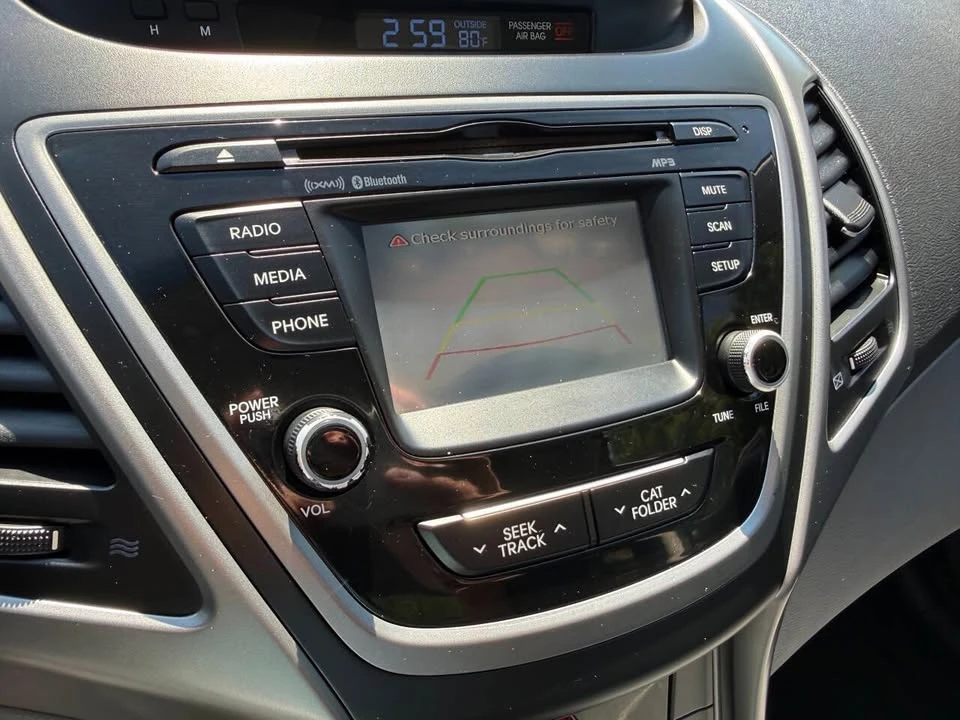 2014 Hyundai Elantra - Image 17 of 20