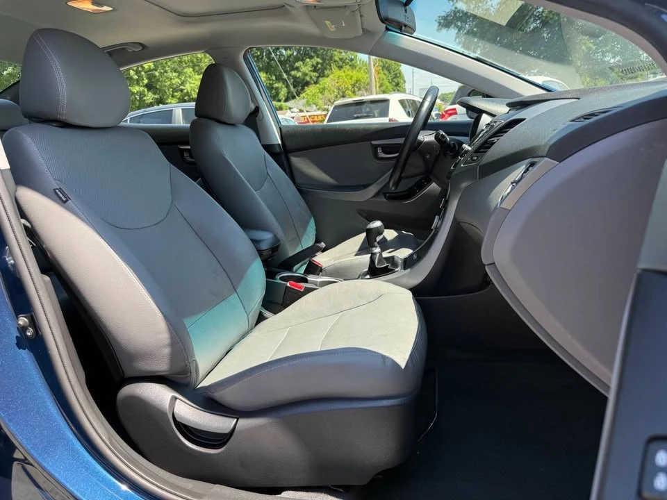 2014 Hyundai Elantra - Image 13 of 20