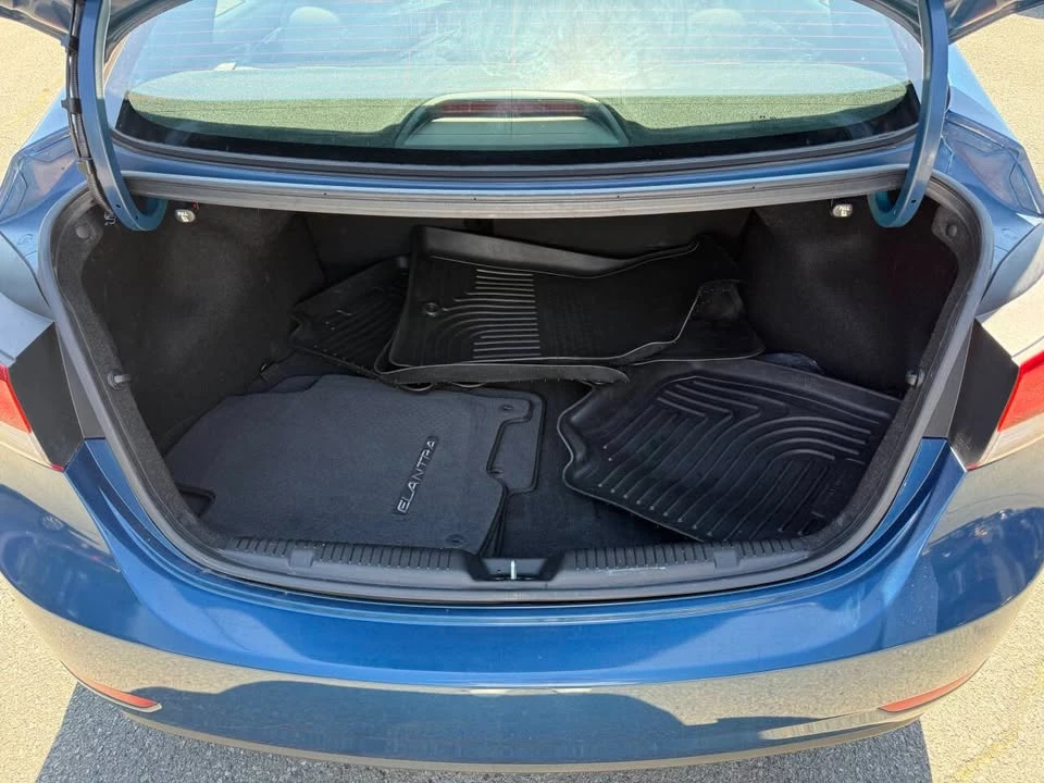 2014 Hyundai Elantra - Image 11 of 20