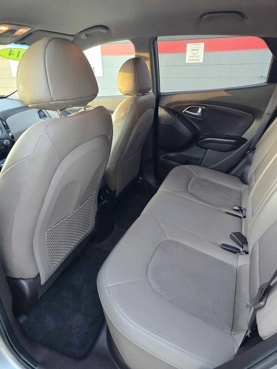 2014 Hyundai Tucson - Image 12 of 20