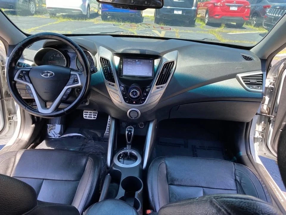 2014 Hyundai Veloster - Image 18 of 19