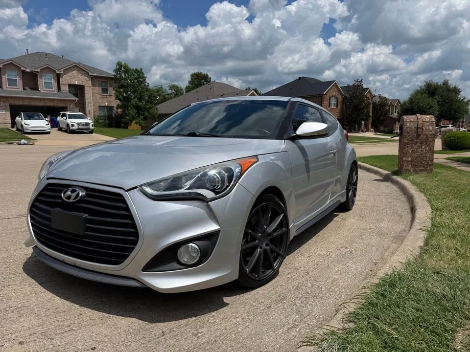2014 Hyundai Veloster - Image 2 of 5