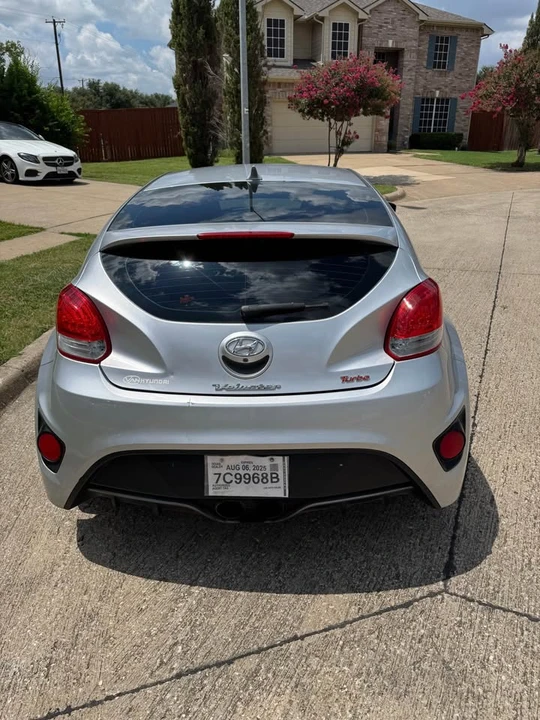2014 Hyundai Veloster - Image 5 of 10