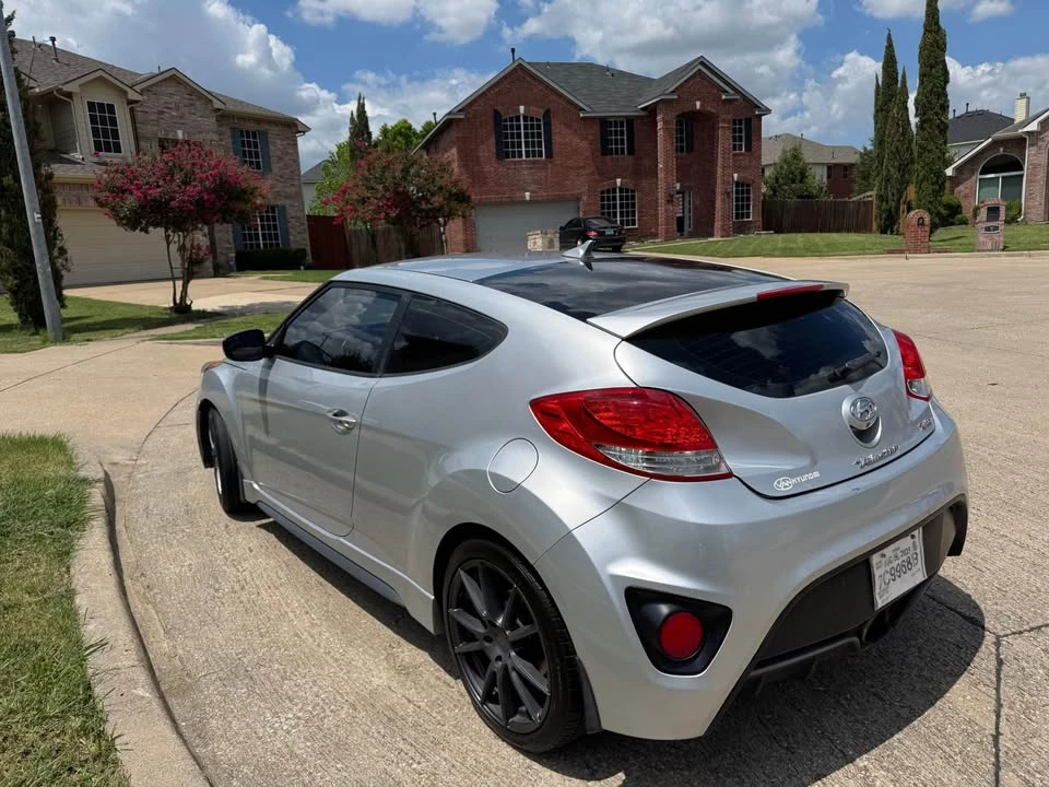 2014 Hyundai Veloster - Image 7 of 10