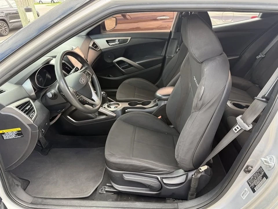 2014 Hyundai Veloster - Image 6 of 15