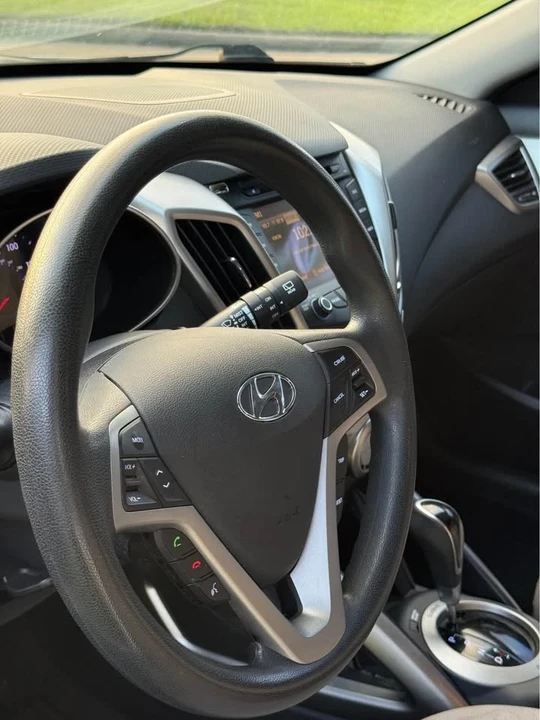 2014 Hyundai Veloster - Image 7 of 15