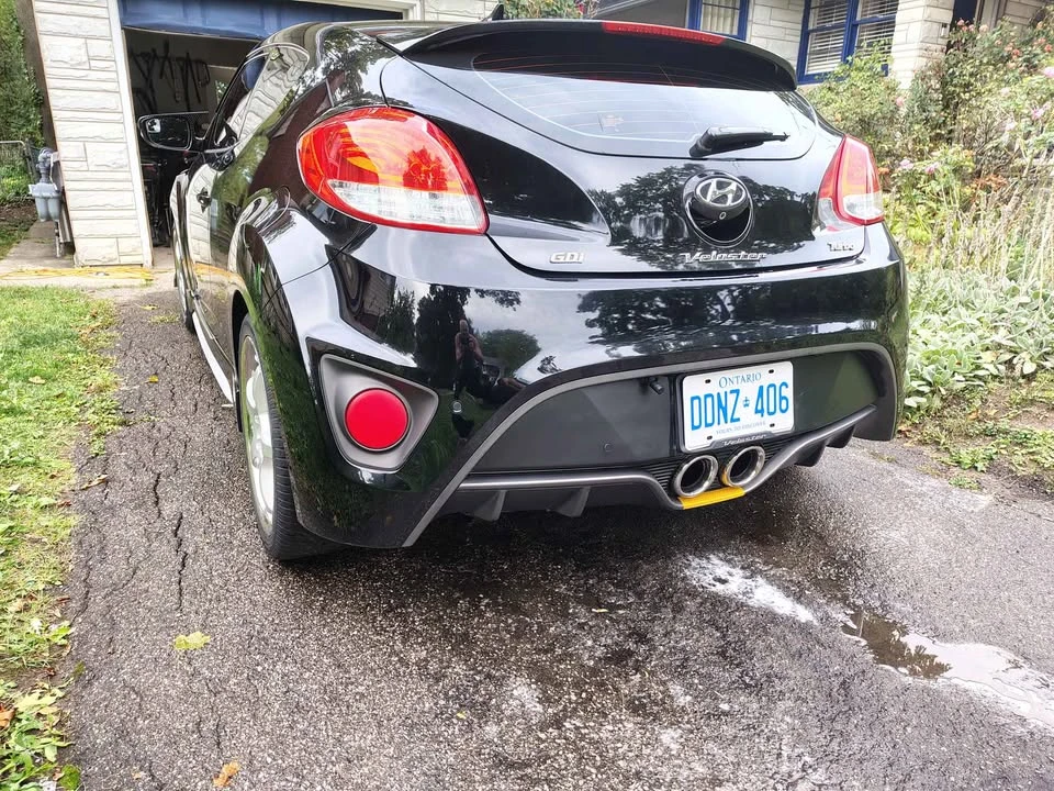 2014 Hyundai Veloster - Image 2 of 7