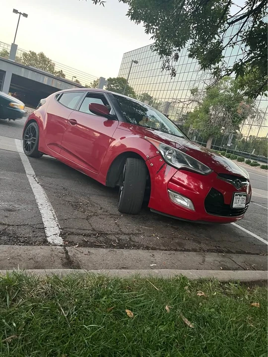 2014 Hyundai Veloster - Image 11 of 16