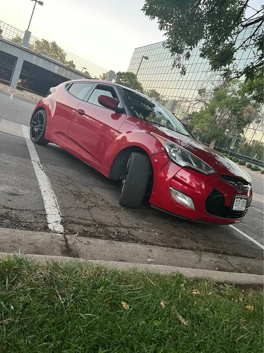 2014 Hyundai Veloster - Image 10 of 16