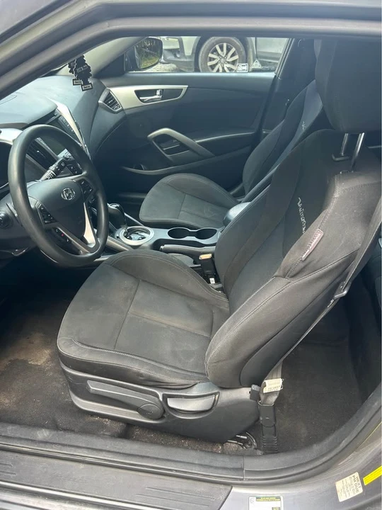 2014 Hyundai Veloster - Image 3 of 6
