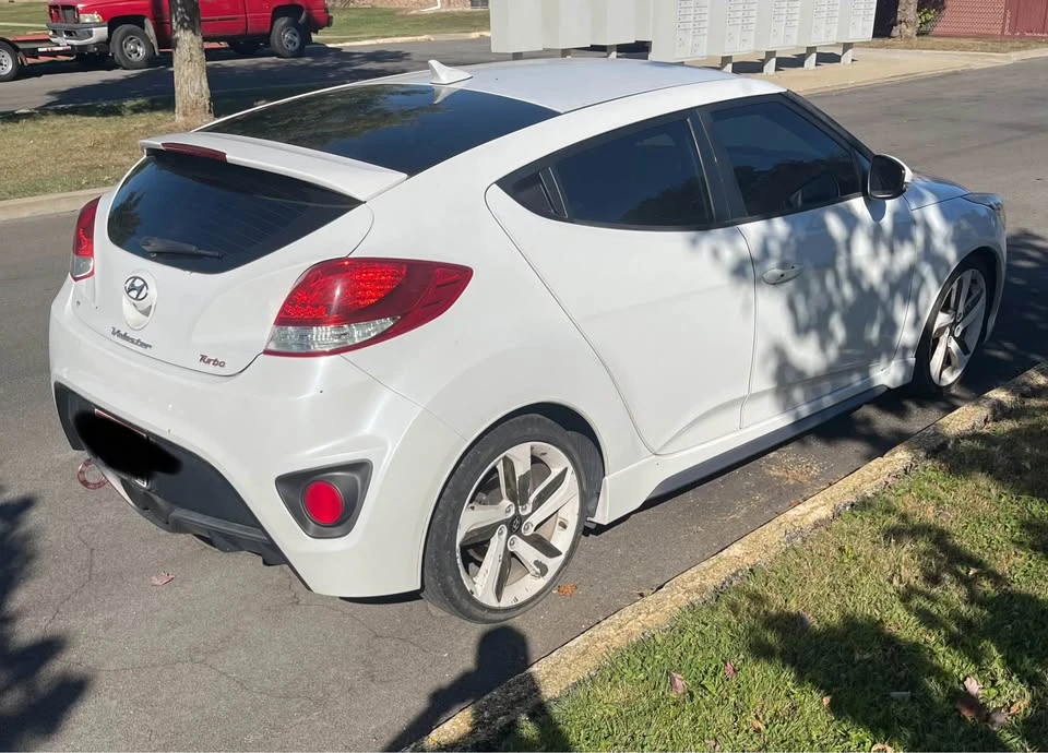 2014 Hyundai Veloster - Image 3 of 9