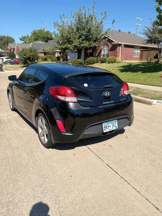 2014 Hyundai Veloster - Image 4 of 11