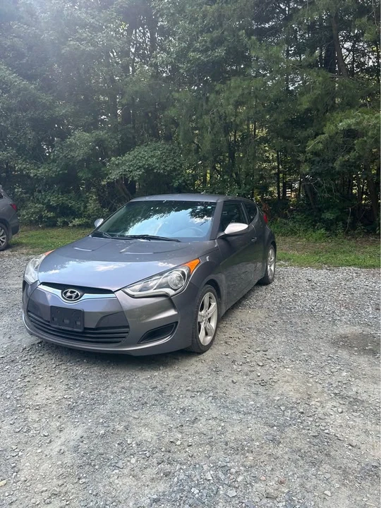 2014 Hyundai Veloster - Image 2 of 6