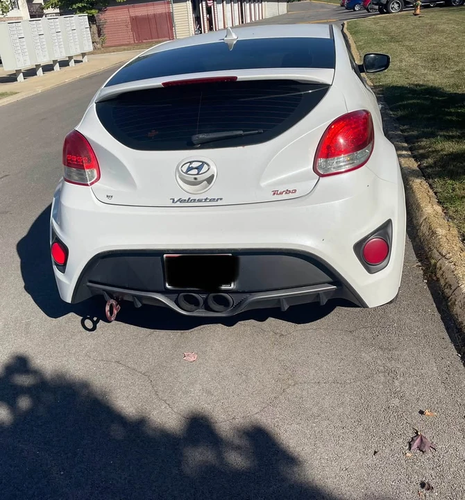 2014 Hyundai Veloster - Image 4 of 9