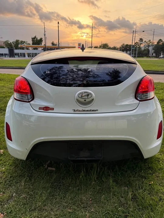 2014 Hyundai Veloster - Image 4 of 15