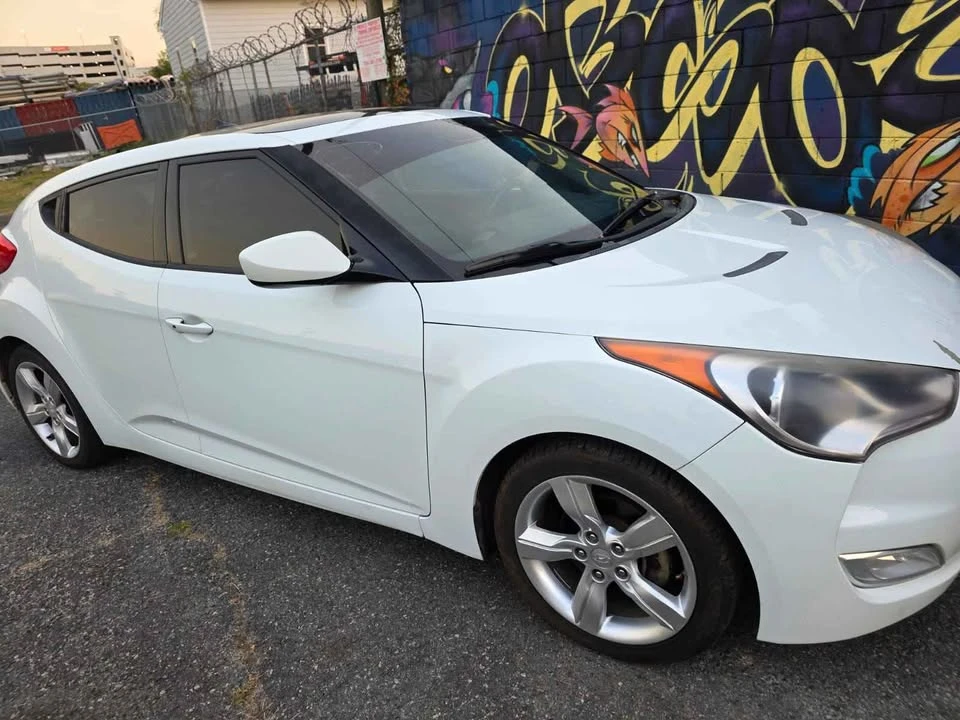 2014 Hyundai Veloster - Image 12 of 19
