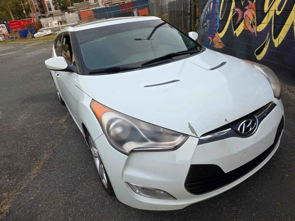 2014 Hyundai Veloster - Image 15 of 19