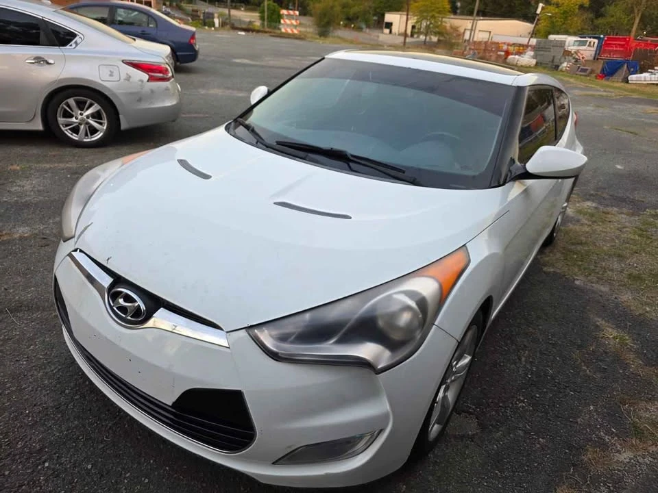 2014 Hyundai Veloster - Image 4 of 19