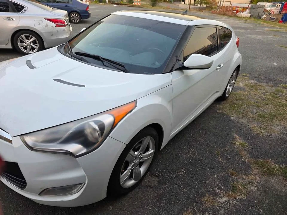 2014 Hyundai Veloster - Image 3 of 19