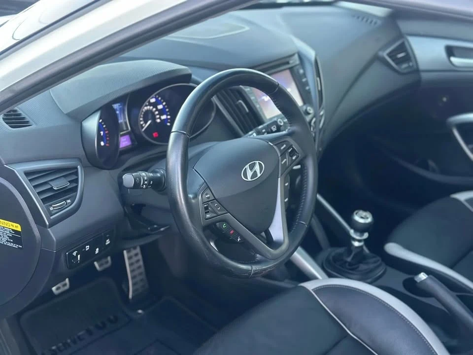 2014 Hyundai Veloster - Image 15 of 20