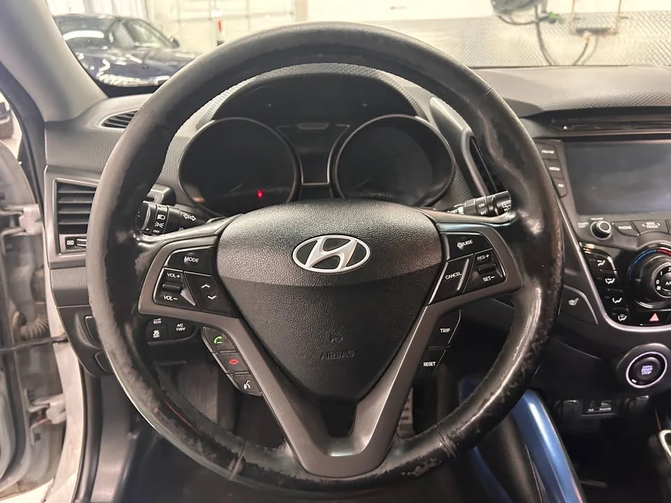 2014 Hyundai Veloster - Image 8 of 20