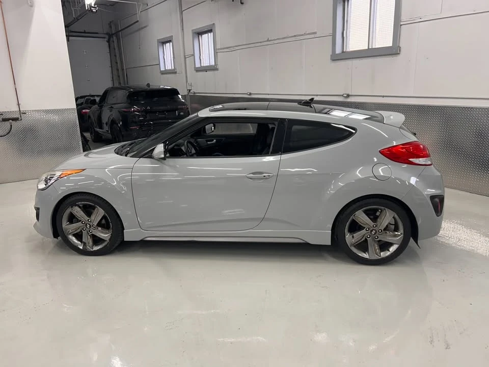 2014 Hyundai Veloster - Image 2 of 20