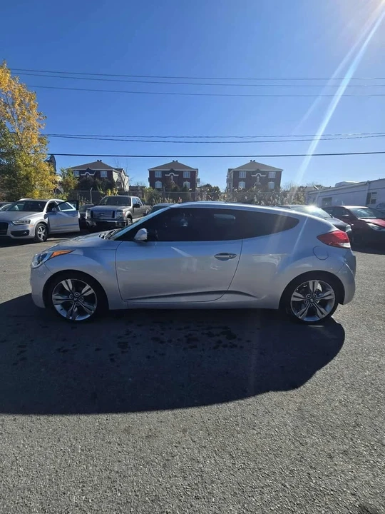 2014 Hyundai Veloster - Image 3 of 8