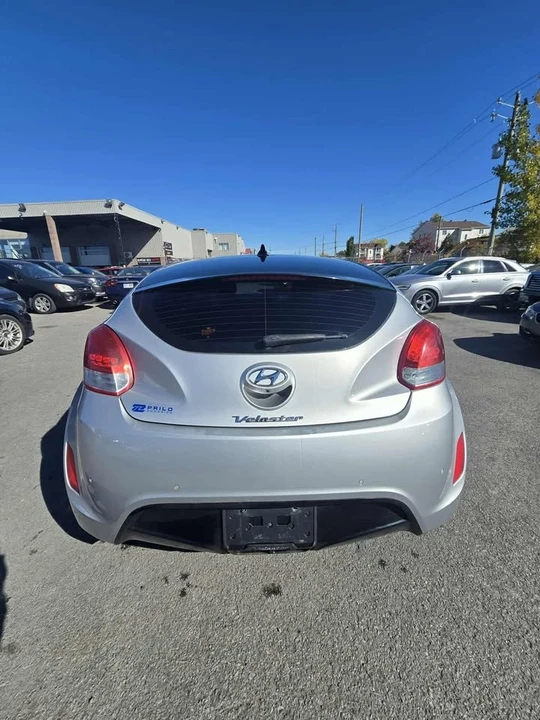 2014 Hyundai Veloster - Image 5 of 8