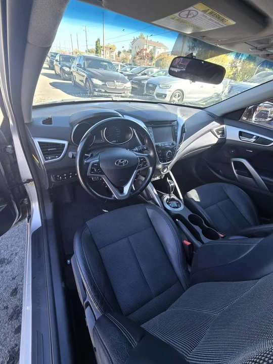 2014 Hyundai Veloster - Image 6 of 8
