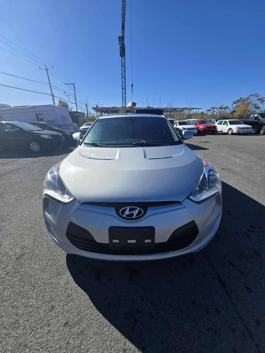 2014 Hyundai Veloster - Image 2 of 8