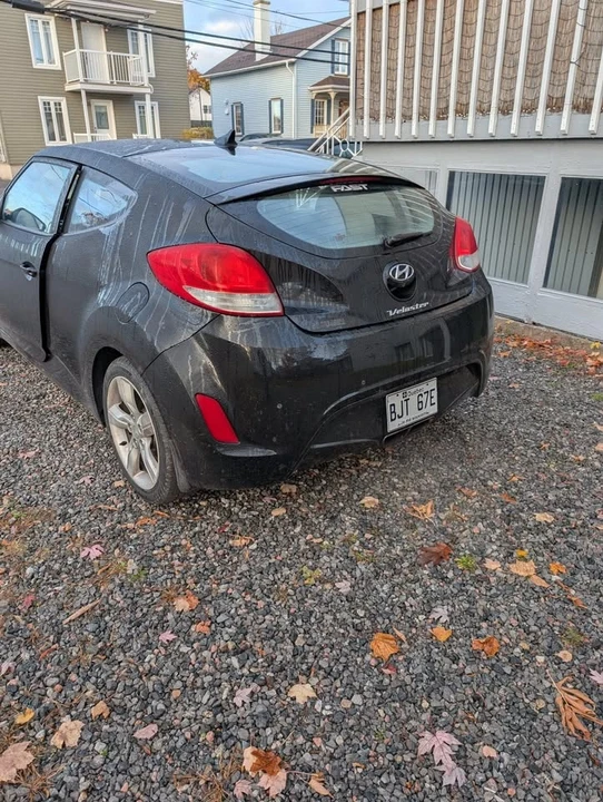2014 Hyundai Veloster - Image 5 of 8