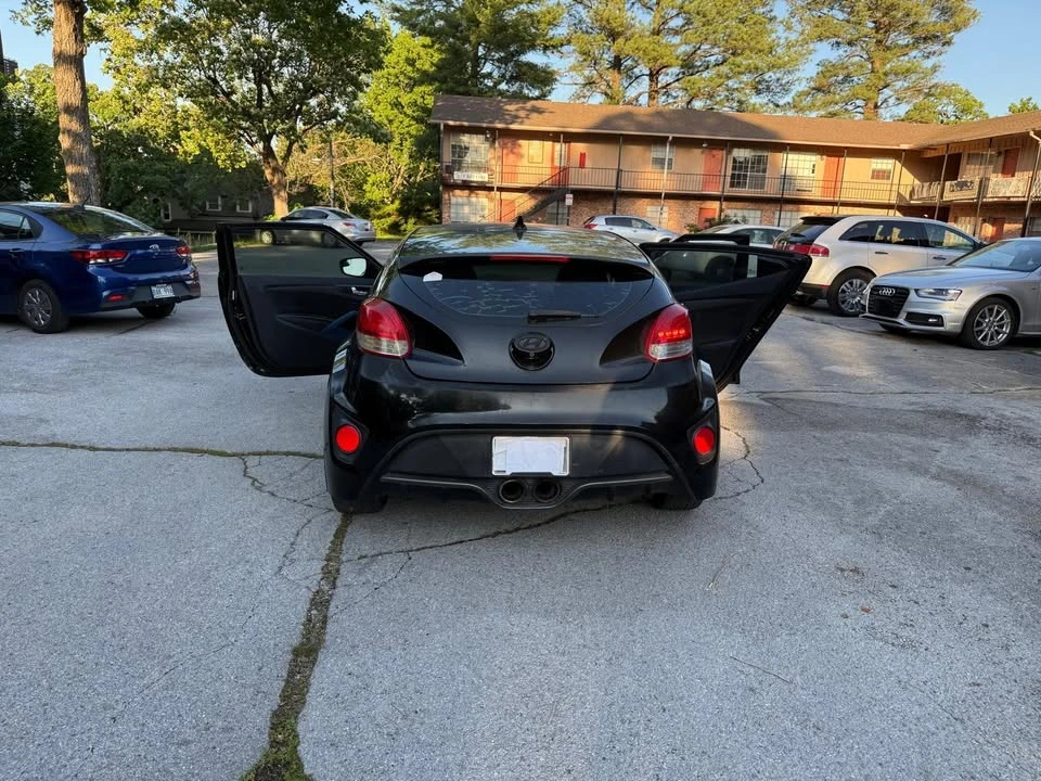2014 Hyundai Veloster - Image 11 of 16