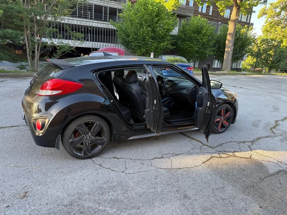 2014 Hyundai Veloster - Image 12 of 16