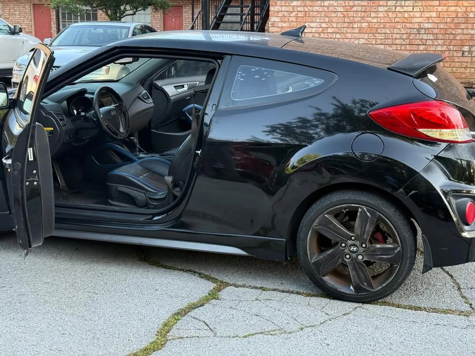 2014 Hyundai Veloster - Image 13 of 16