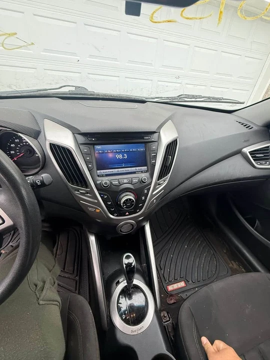 2014 Hyundai Veloster - Image 7 of 7