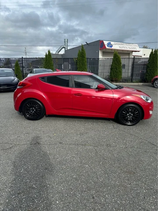 2014 Hyundai Veloster - Image 3 of 8