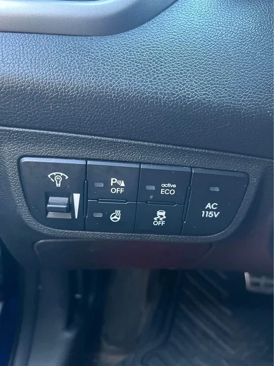 2014 Hyundai Veloster - Image 9 of 10