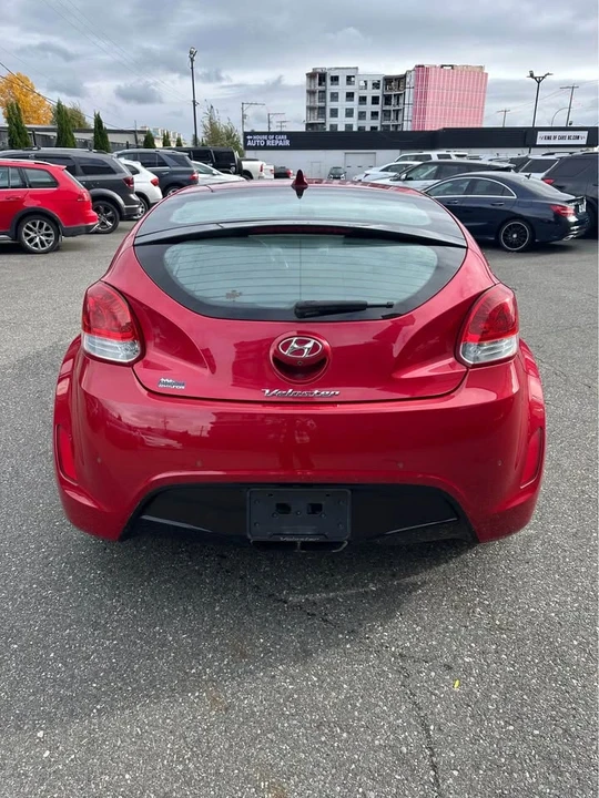 2014 Hyundai Veloster - Image 4 of 8