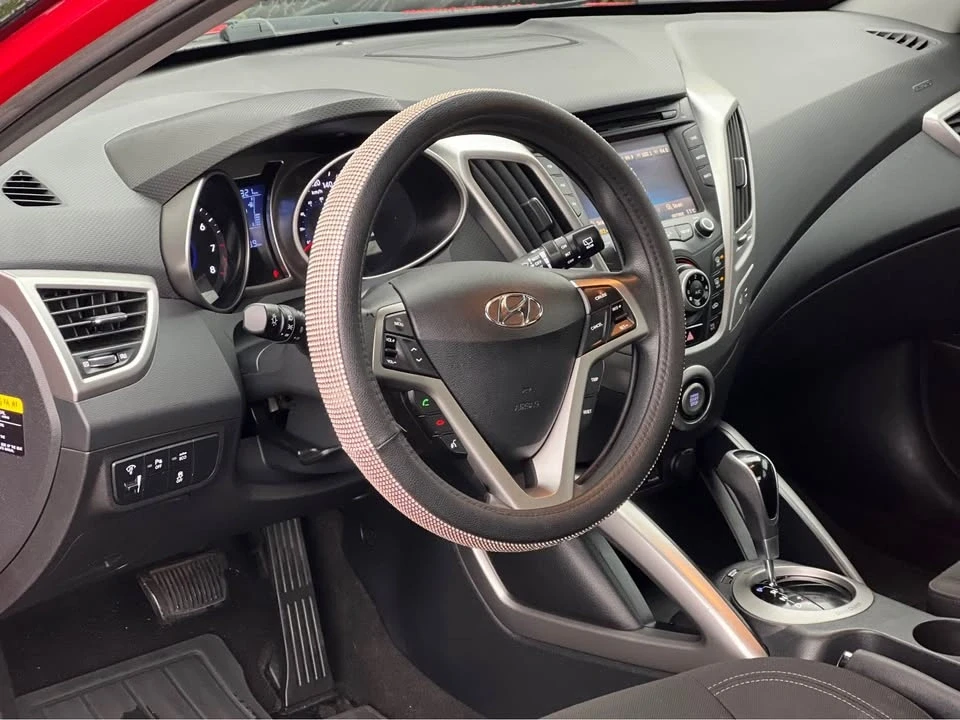 2014 Hyundai Veloster - Image 8 of 13