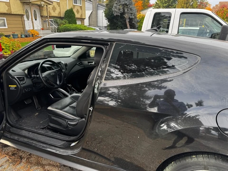 2014 Hyundai Veloster - Image 16 of 19