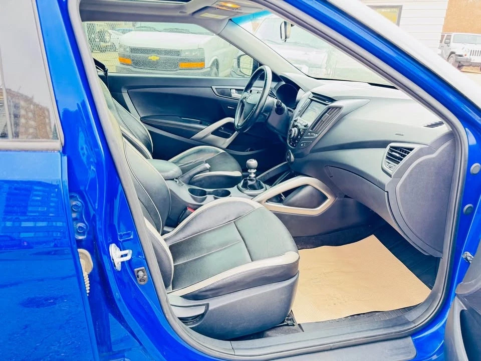 2014 Hyundai Veloster - Image 18 of 18