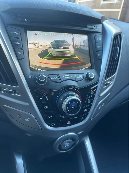 2014 Hyundai Veloster - Image 16 of 17