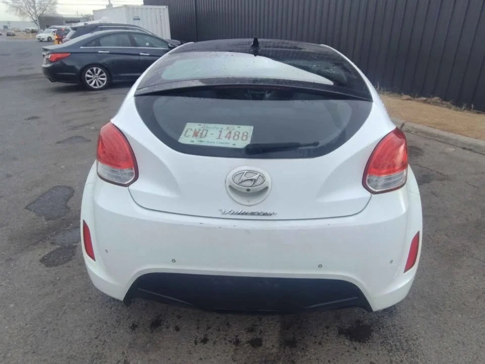 2014 Hyundai Veloster - Image 6 of 8