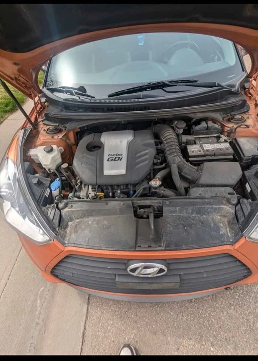 2014 Hyundai Veloster - Image 2 of 9