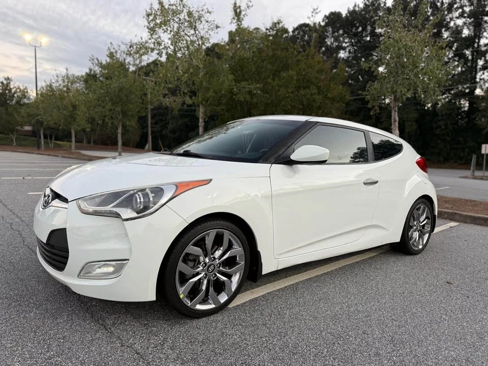 2014 Hyundai Veloster - Image 2 of 13