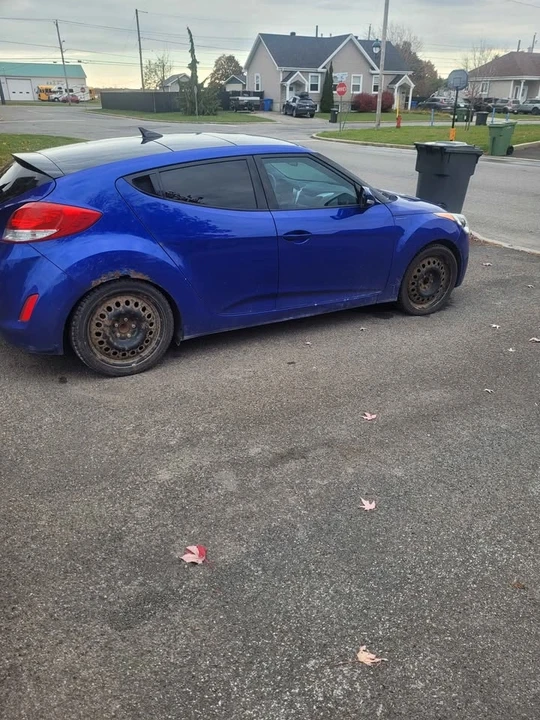 2014 Hyundai Veloster - Image 3 of 6