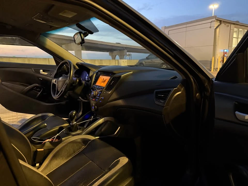 2014 Hyundai Veloster - Image 5 of 6